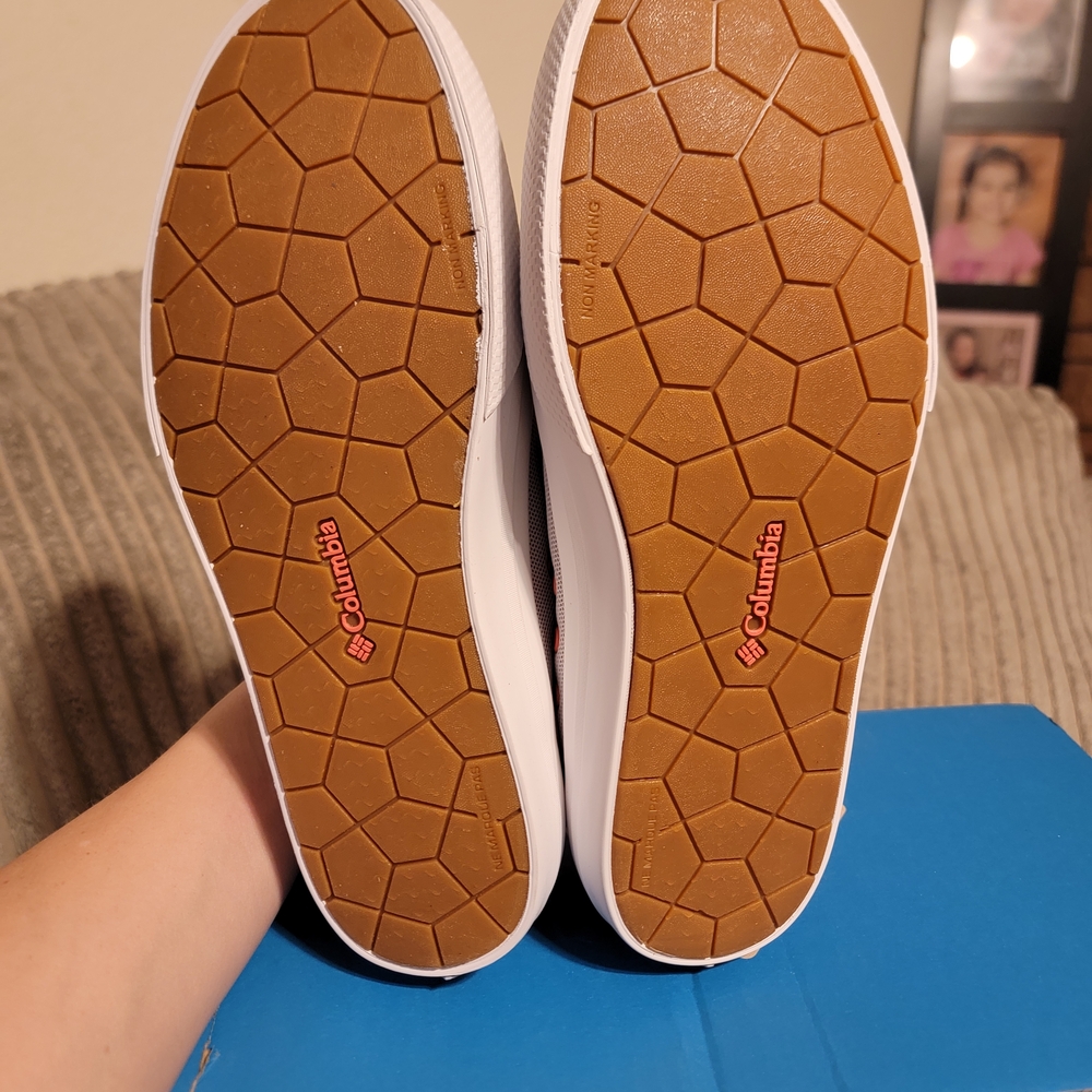 Columbia Distant Waters PFG Slip-On Sneakers in Light Gray with Coral Accents - Picture 6 of 7